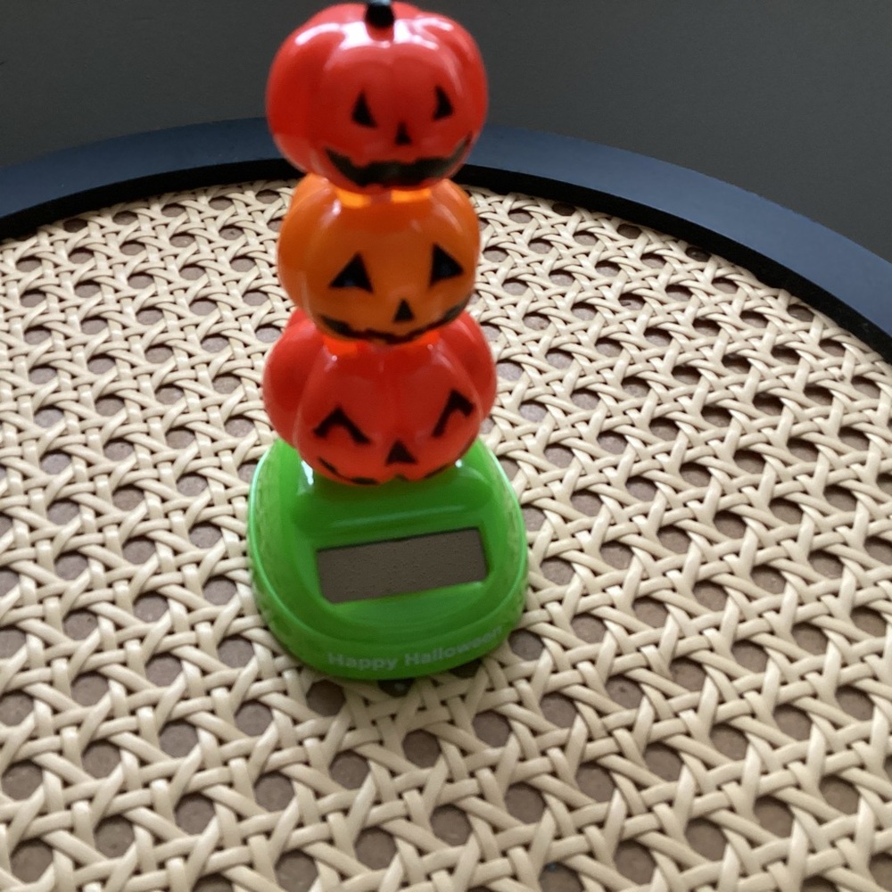 light activated halloween pumpkin decor